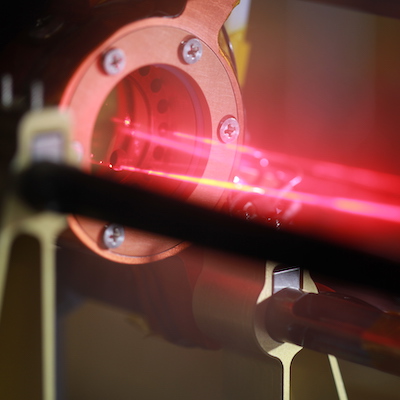 Quantum Cascade Laser Array-based instrumentation allows fast and clear spectroscopy